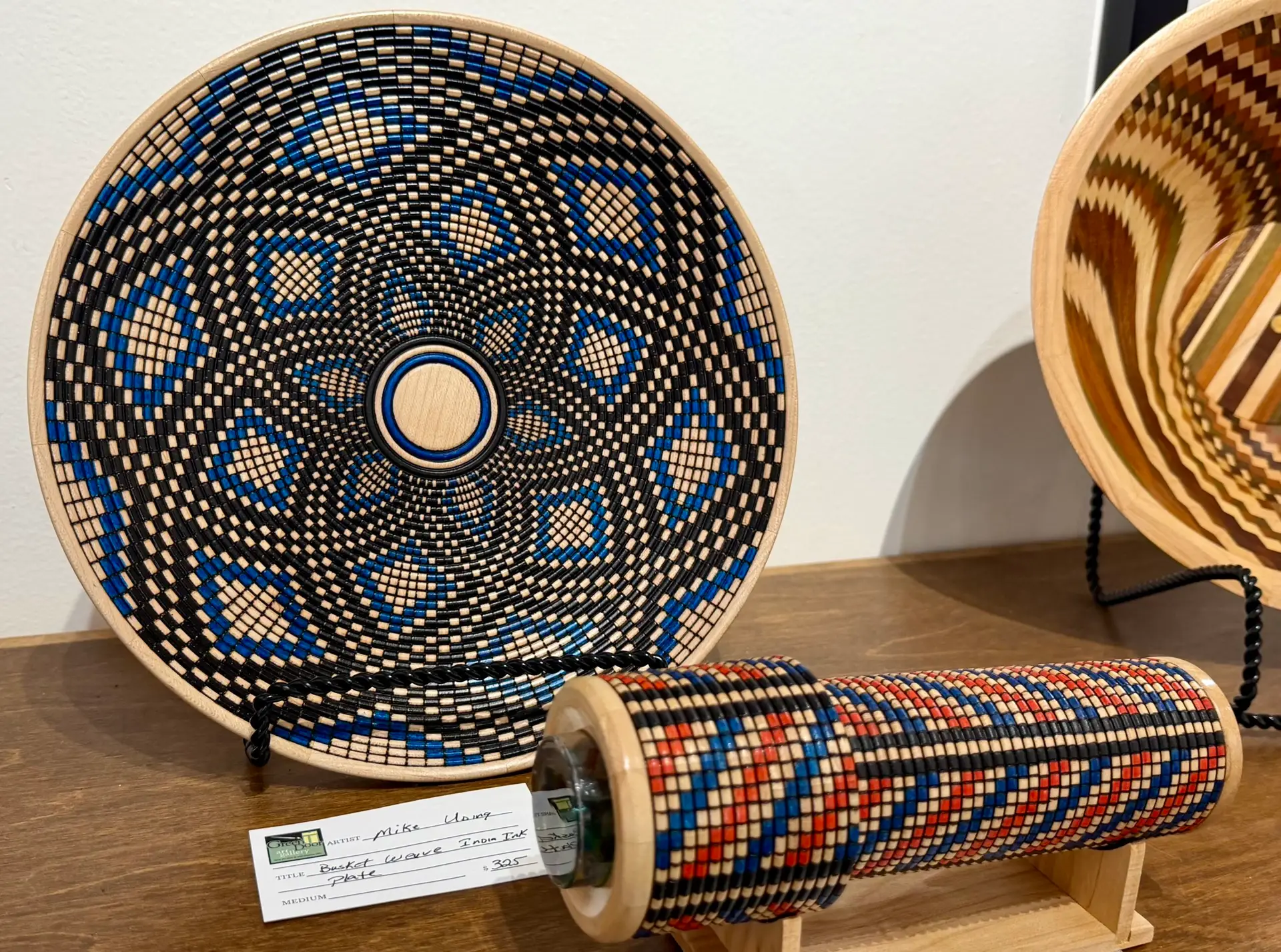 Patterned wood plate and vessel by Michael Uding